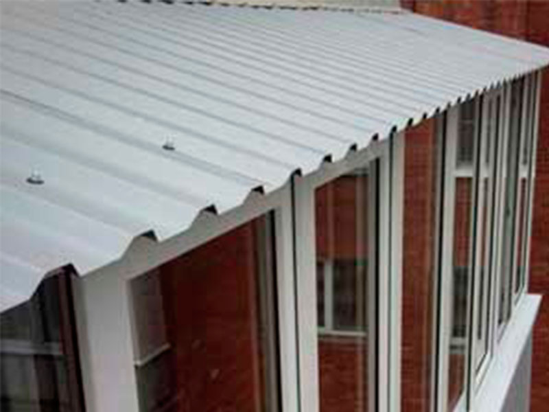 Балконные рамы с крышей