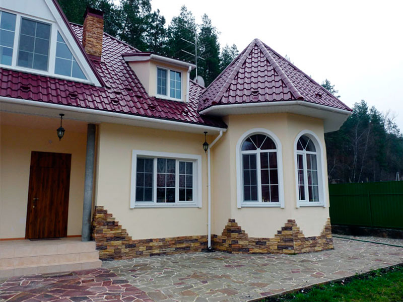 Окна с декором