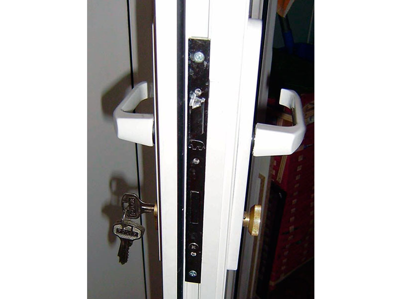 Ремонт дверей ПВХ